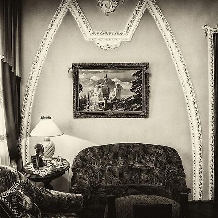 Vip-Apartments Angel Palas Csernyivci Kültér fotó