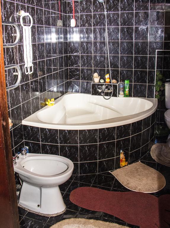 Vip-Apartments Angel Palas Csernyivci Kültér fotó