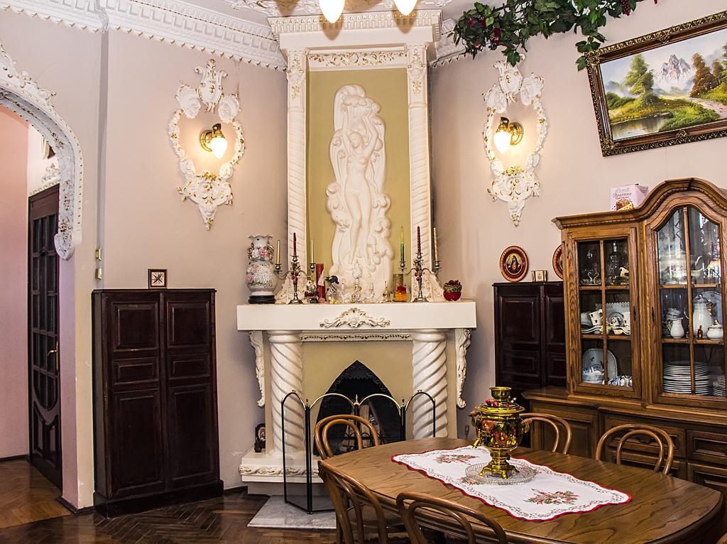 Vip-Apartments Angel Palas Csernyivci Kültér fotó
