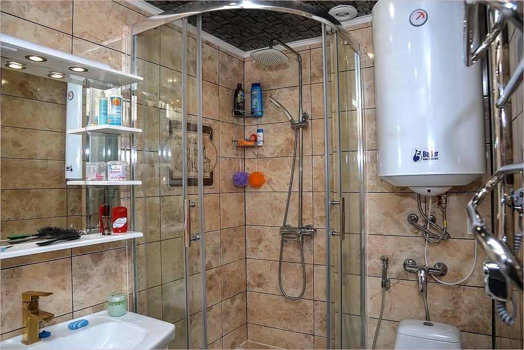 Vip-Apartments Angel Palas Csernyivci Kültér fotó