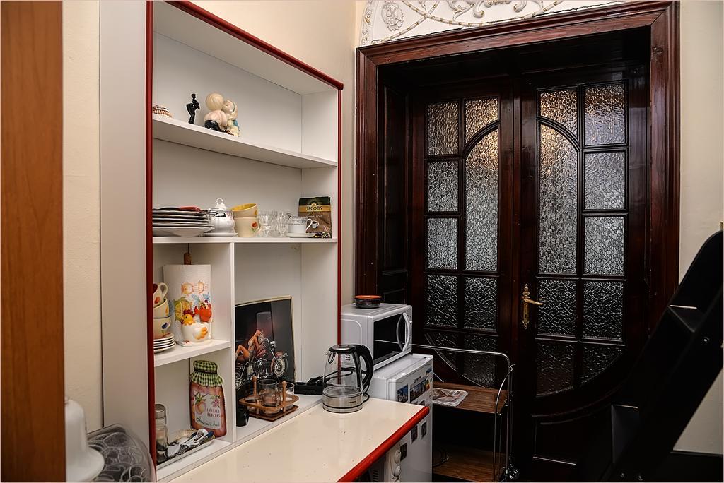 Vip-Apartments Angel Palas Csernyivci Kültér fotó